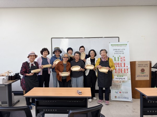 b2cf13ce7393d2073411ed825545a0ee_1793082282_2004.jpg